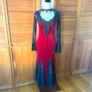 Gothic Victorian Vampire Blood Flowers Red Velvet & Black Lace Gown Dress S